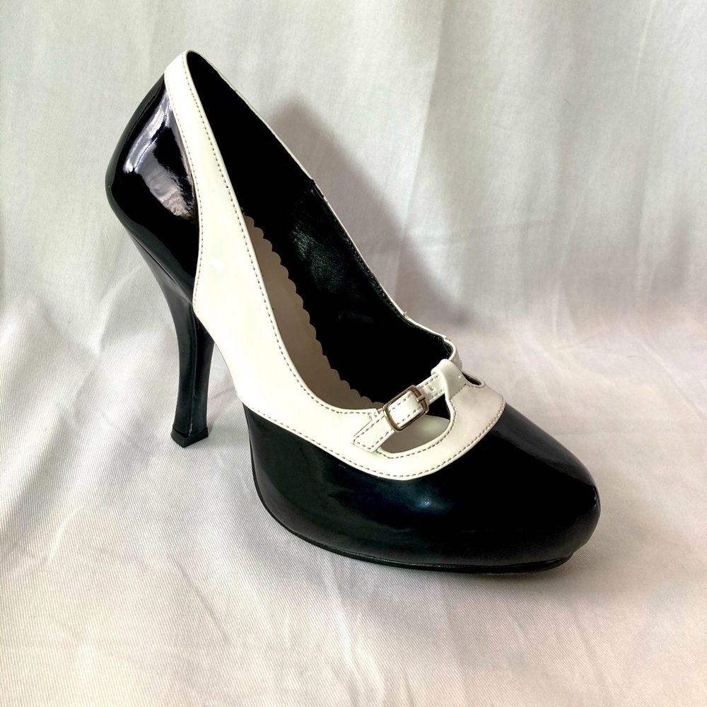 New Sexy Heels Pump White Black